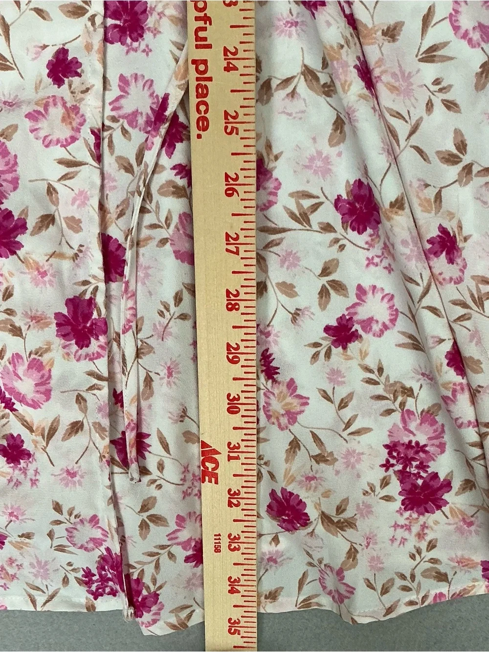 Lauren Conrad Pink White Floral Wrap Dress M Short Flutter Sleeve V-Neck Boho